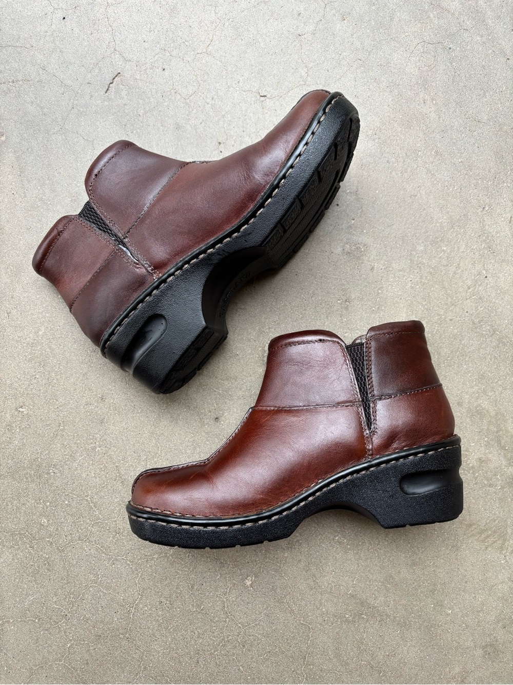 Eastland Maeko Women’s Brown Leather Clog Ankle Boots Size 6M Style 3890-02